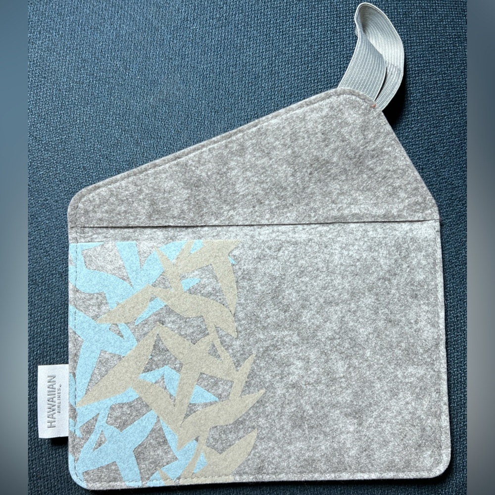 Hawaiian Airlines x Noho Home Felt Pouch
